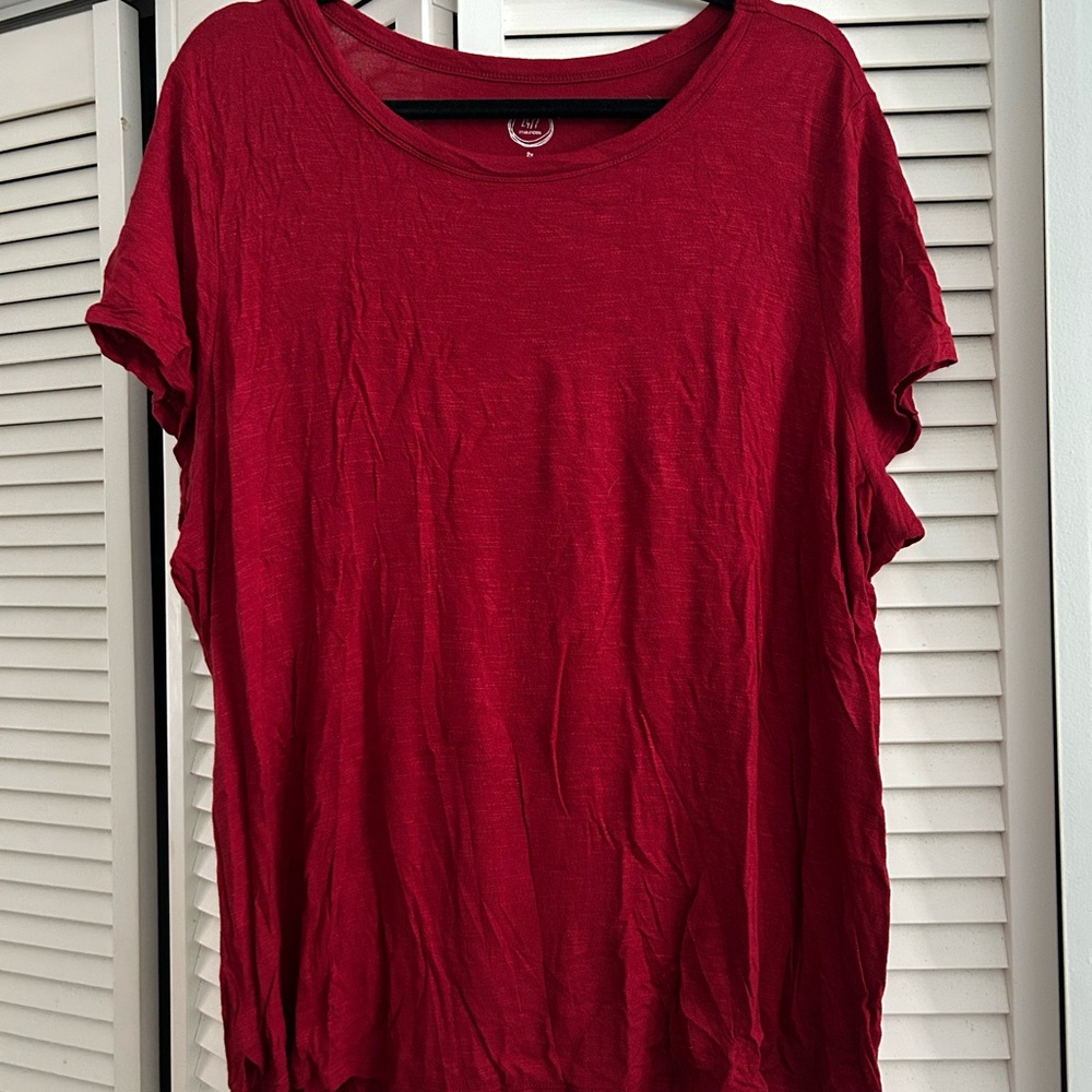 Maurices Deep Red Short Sleeve Tee